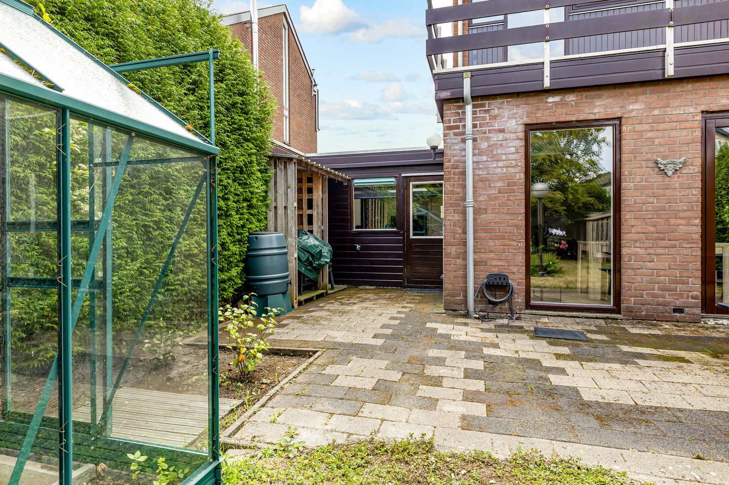 Photo 35 of Bongerd 177