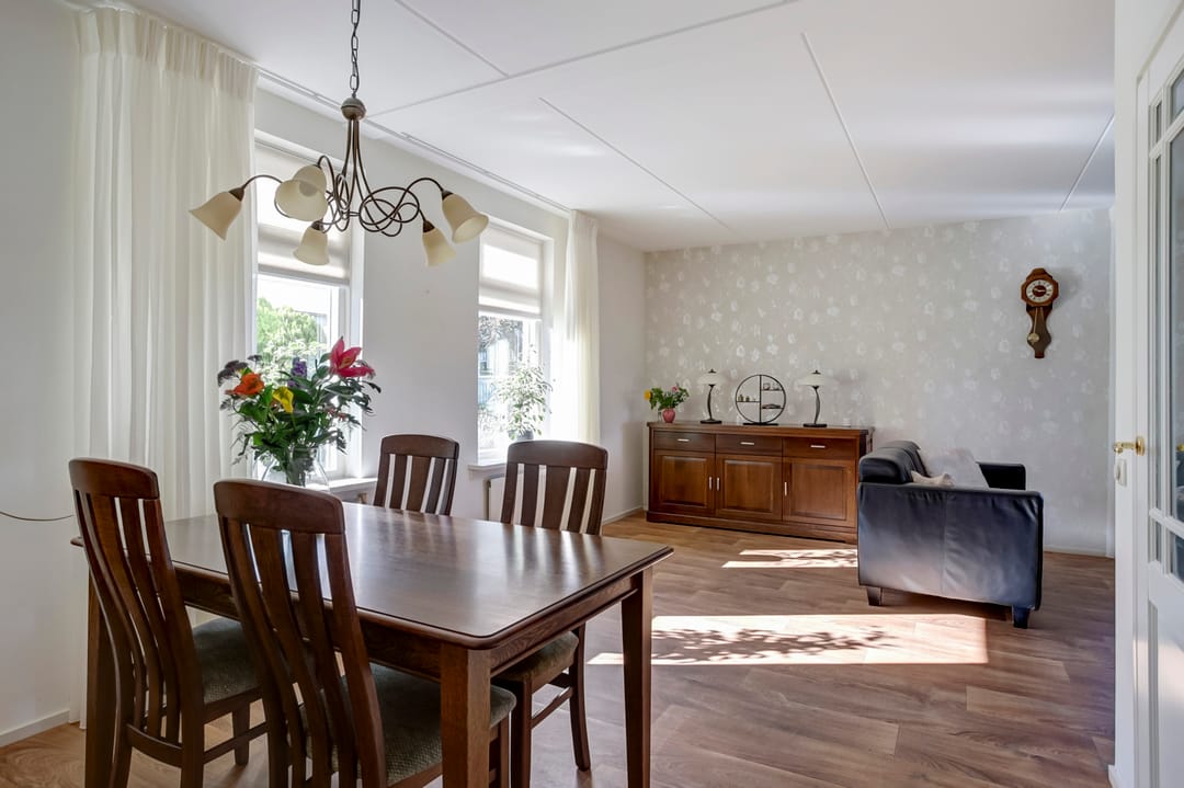 Photo 7 of Almereweg 10