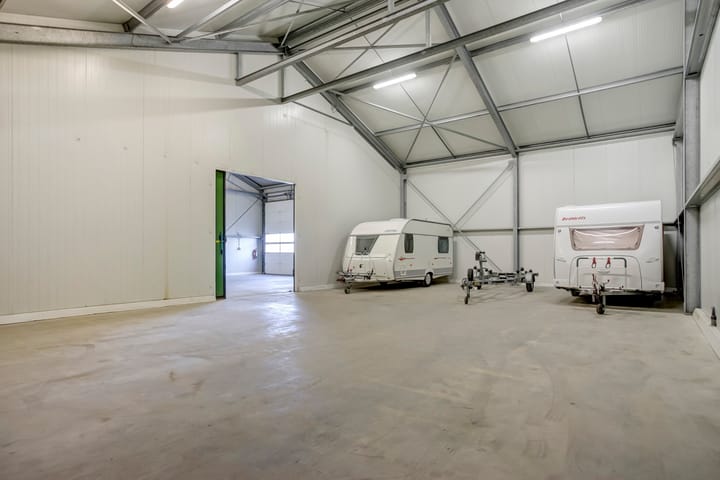 Foto 13 van Almereweg 10