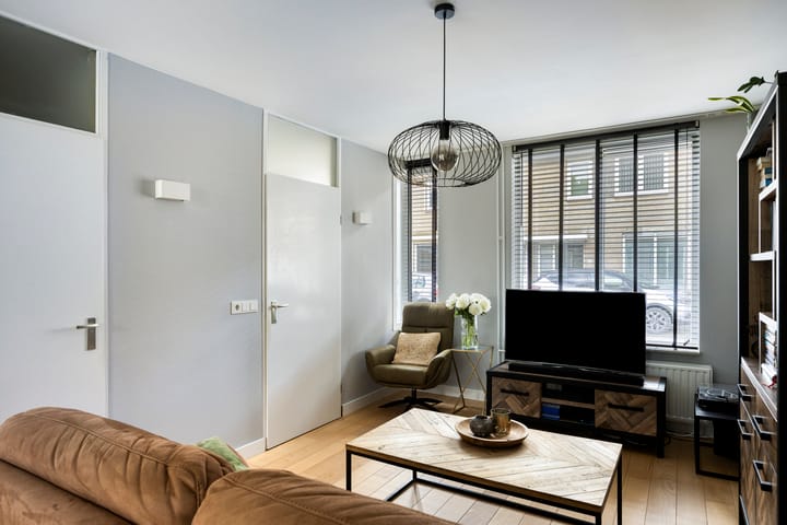 Foto 2 van Giessenstraat 11