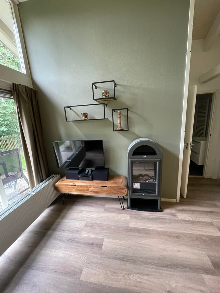 Foto 8 van Landweerswal 2-10