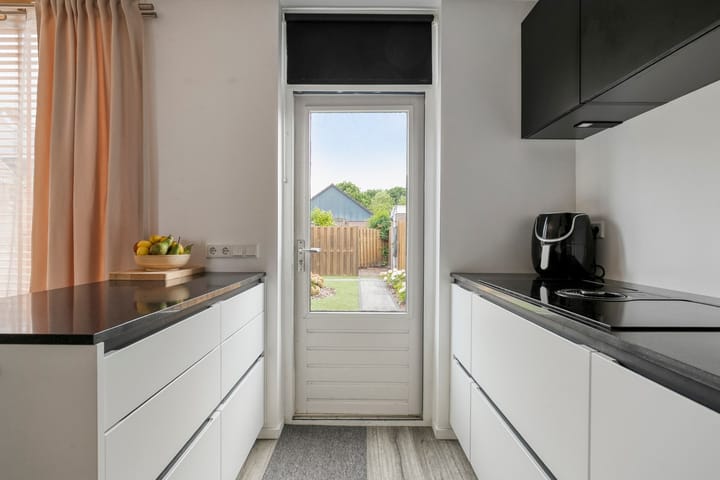 Foto 24 van Meidoorn 85