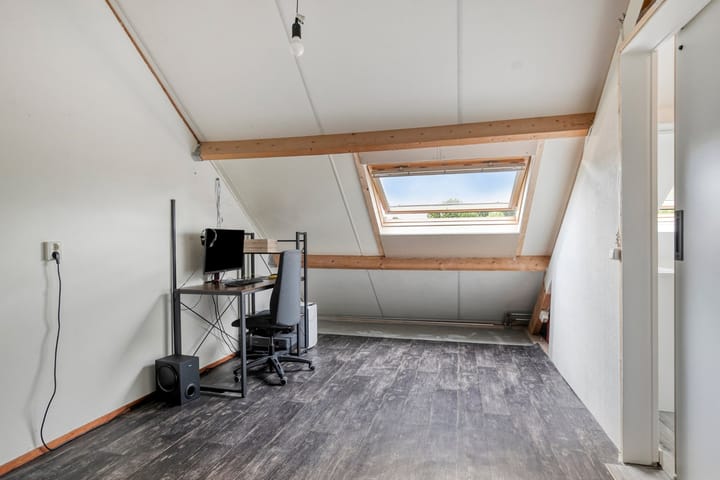 Foto 42 van Meidoorn 85