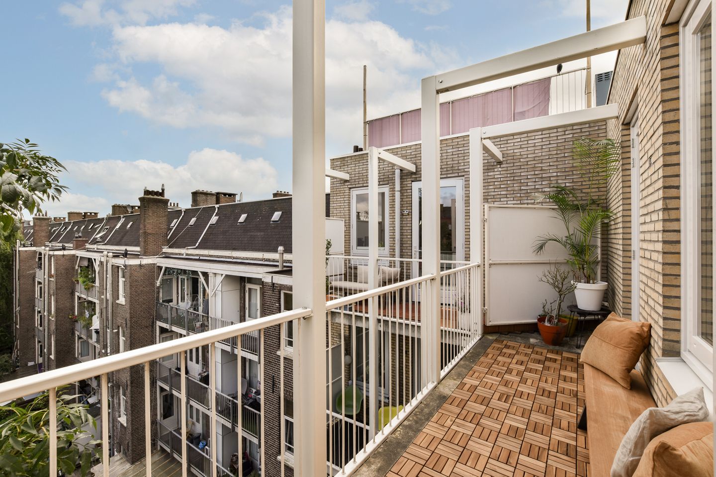 Foto 10 van Frederik Hendrikstraat 82