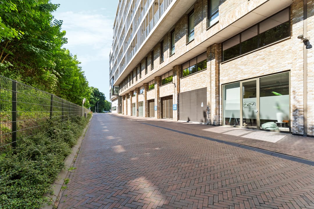 Photo 31 of Dokstraat 79