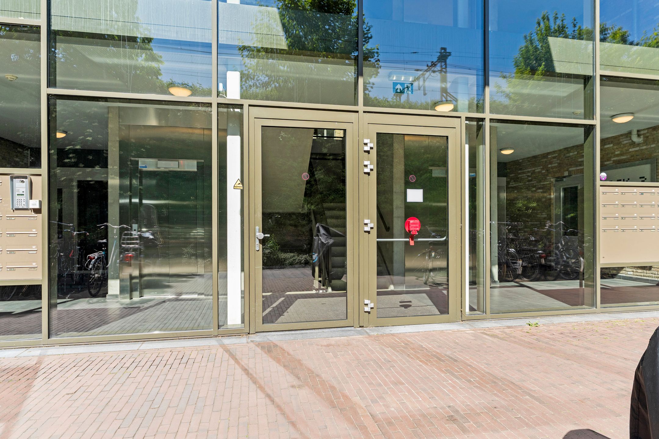 Photo 33 of Dokstraat 79