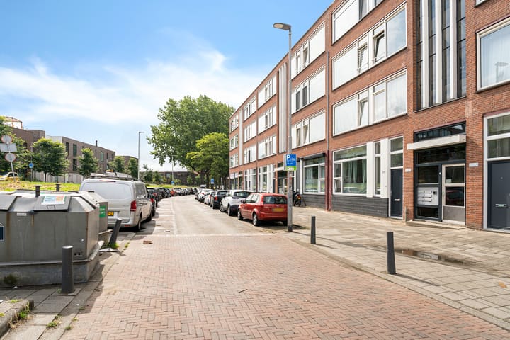 Photo 38 of Hilledijk 87-D