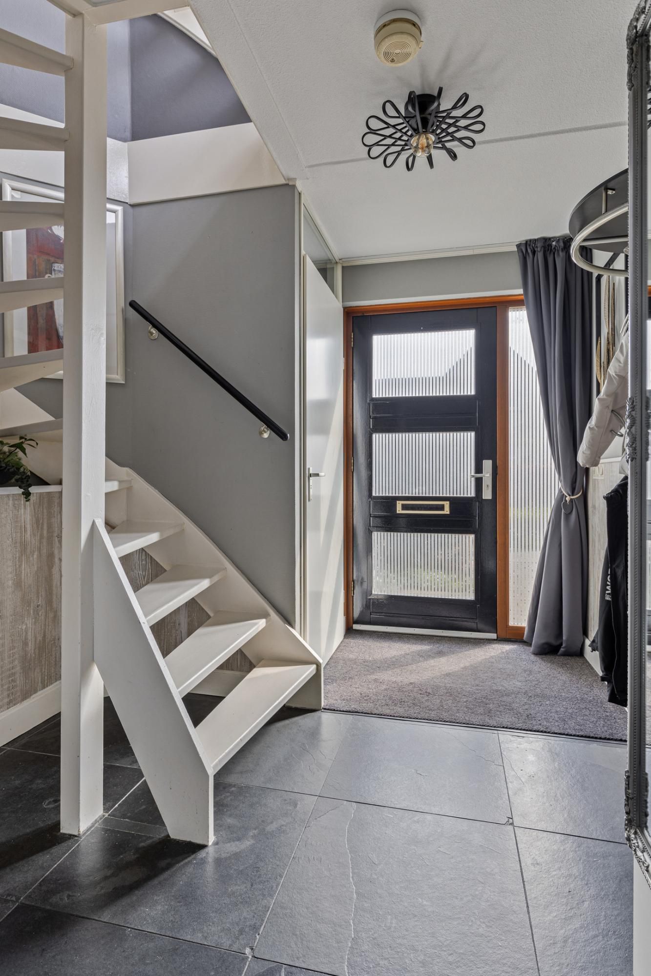 Photo 4 of De Maat 1