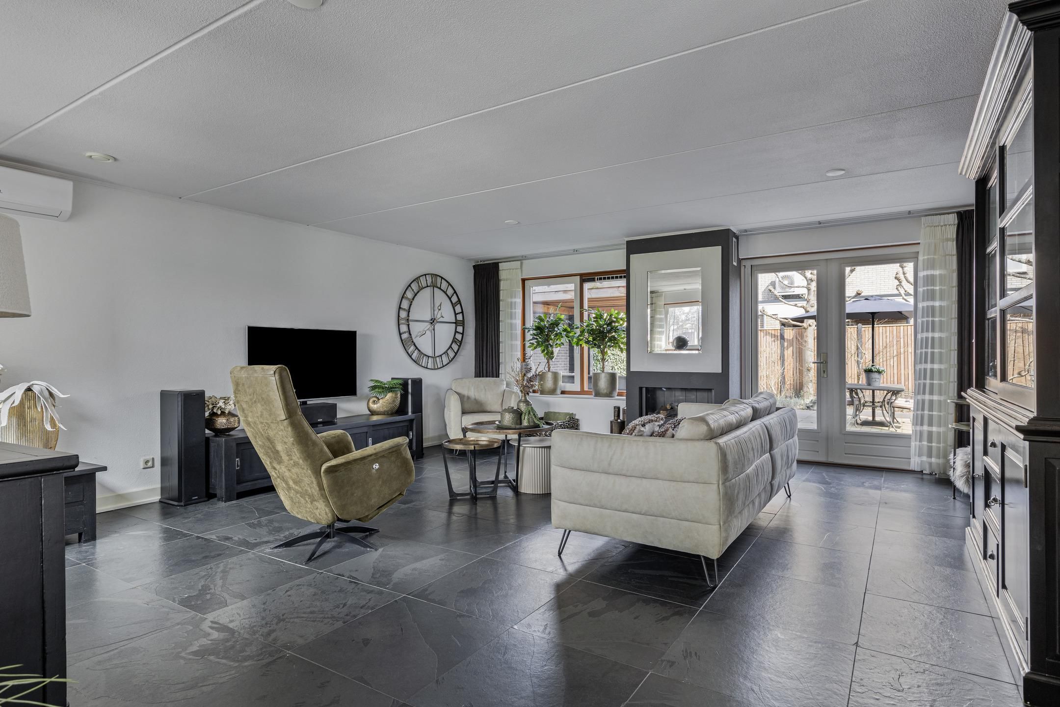 Photo 6 of De Maat 1