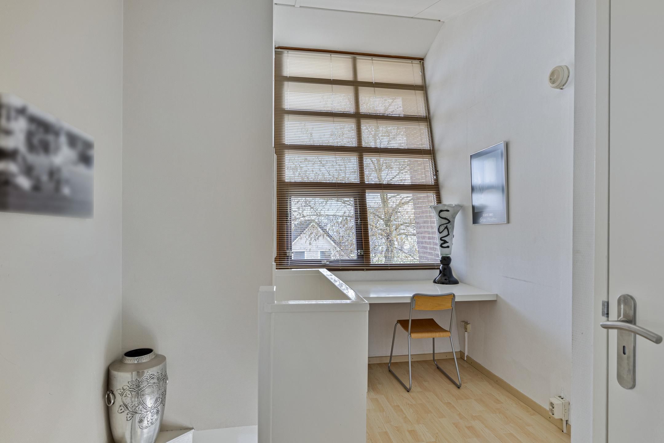 Photo 27 of De Maat 1