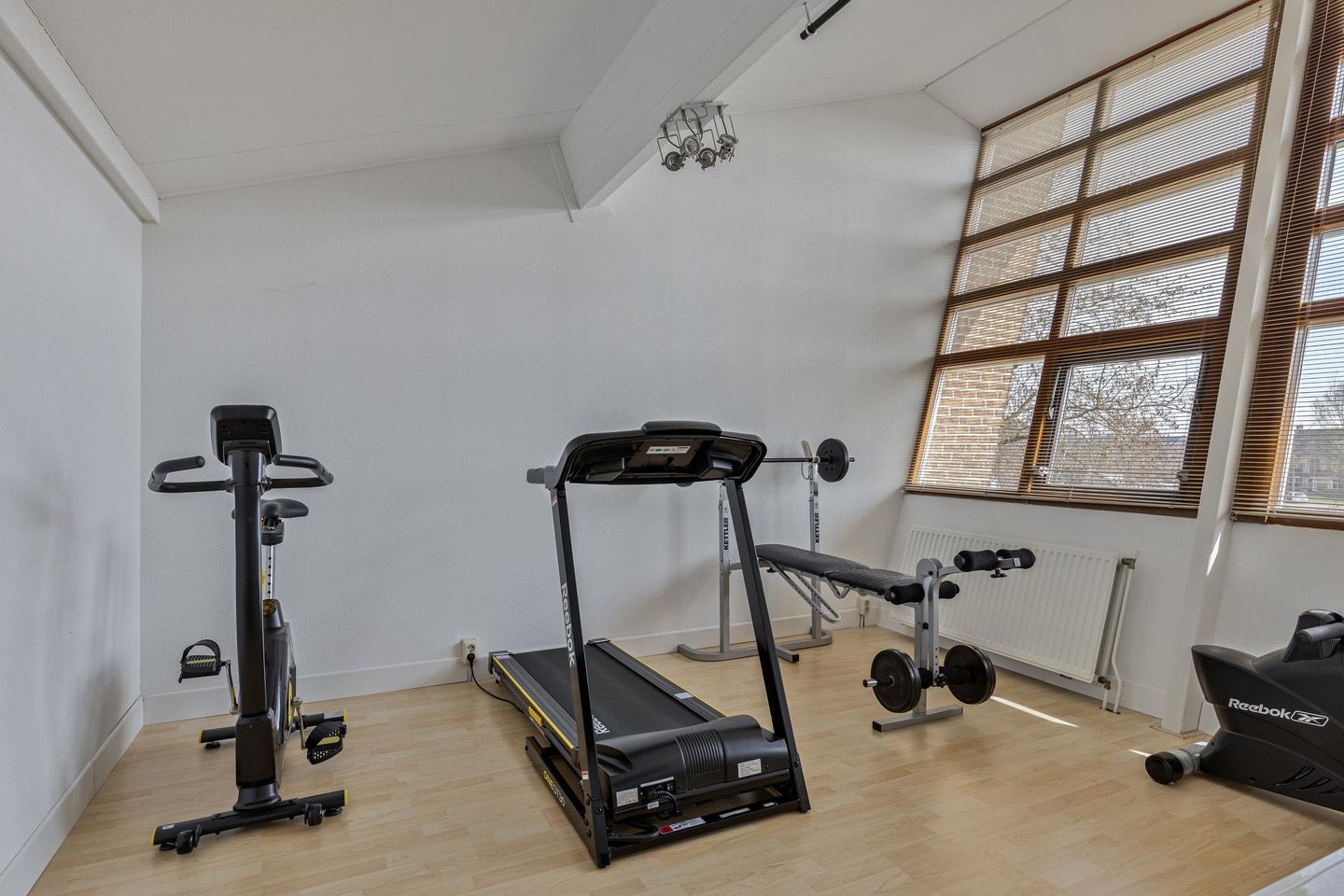 Photo 29 of De Maat 1