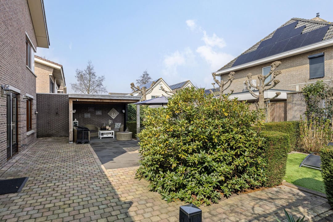 Photo 31 of De Maat 1