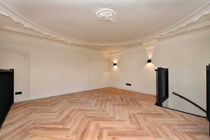 Photo 13 of Prins Hendrikstraat 4-G