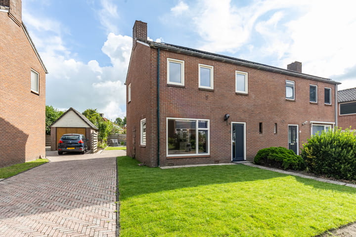 Foto 2 van Veldweg 13