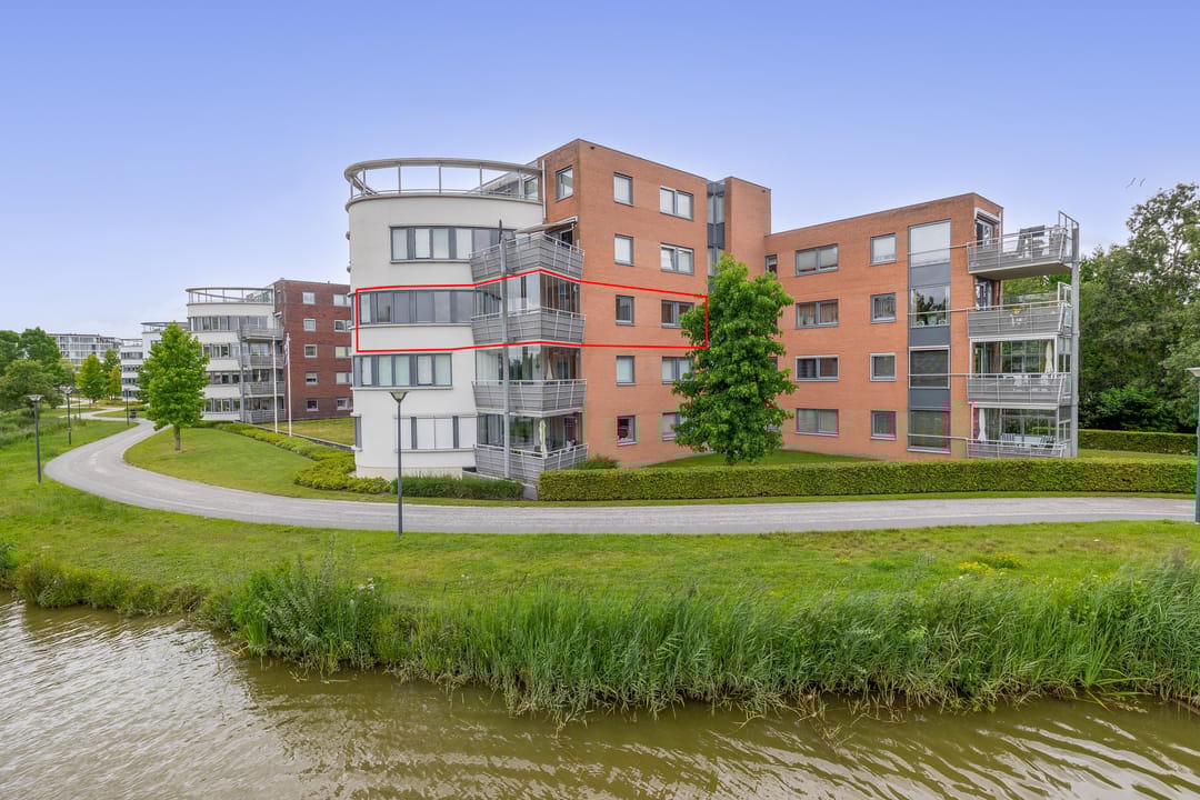 Foto 1 van Mevrouw De Rooweg 19