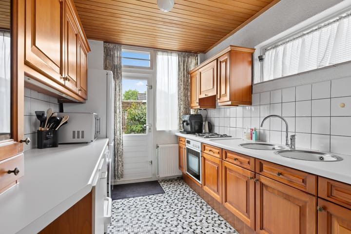 Foto 16 van Theo Kleverstraat 23