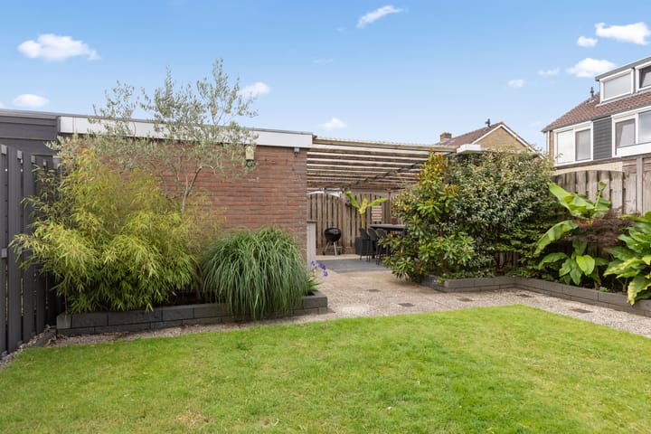 Foto 38 van Theo Kleverstraat 23