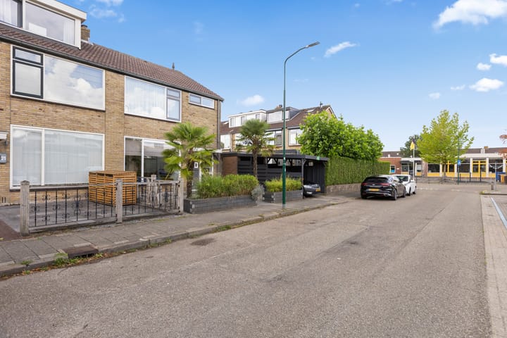 Foto 48 van Theo Kleverstraat 23