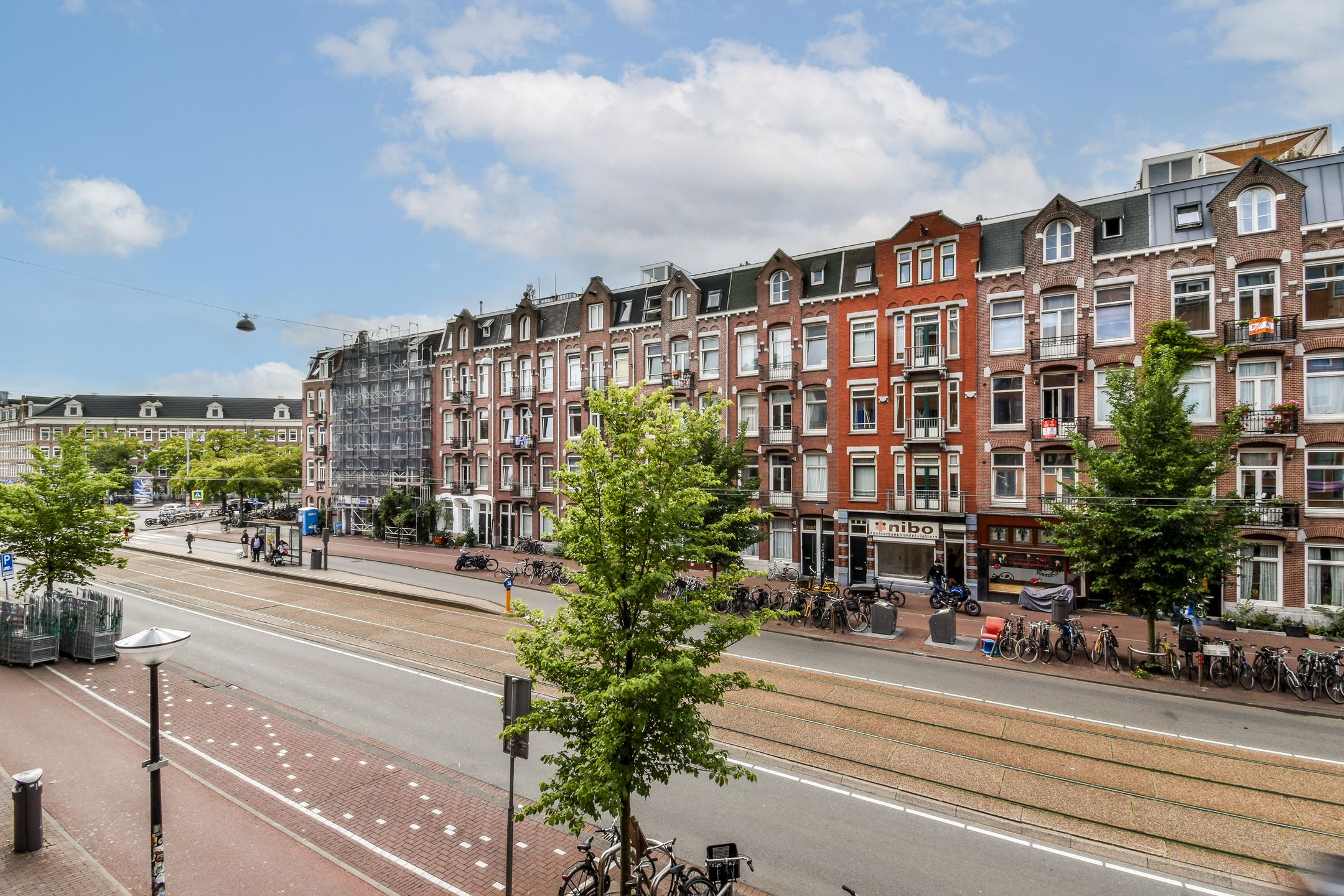 Photo 9 of Van Oldenbarneveldtstraat 50-V