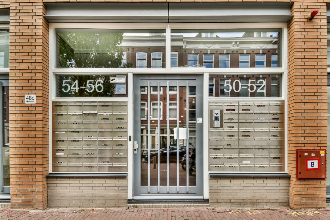 Photo 22 of Van Oldenbarneveldtstraat 50-V