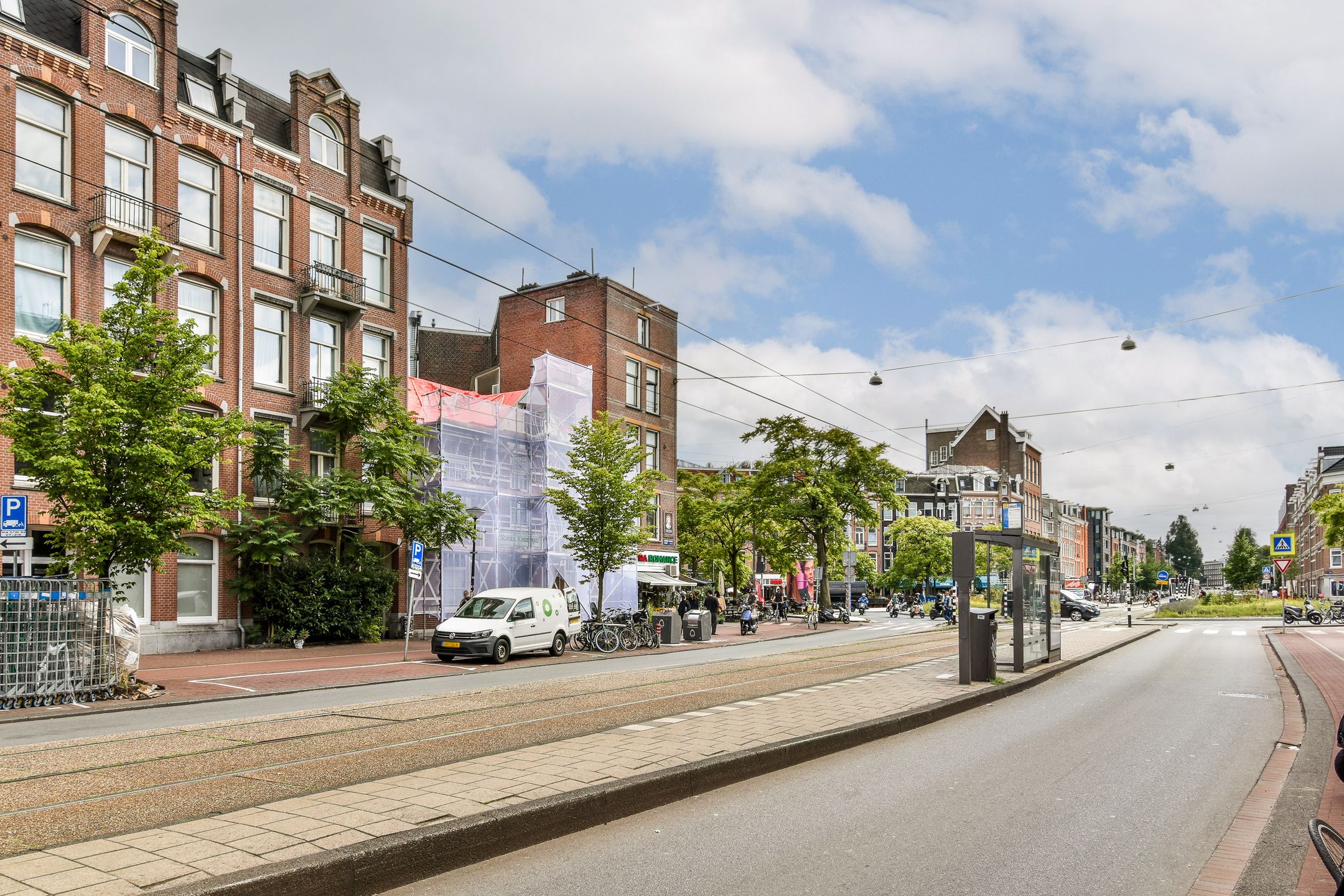 Photo 27 of Van Oldenbarneveldtstraat 50-V