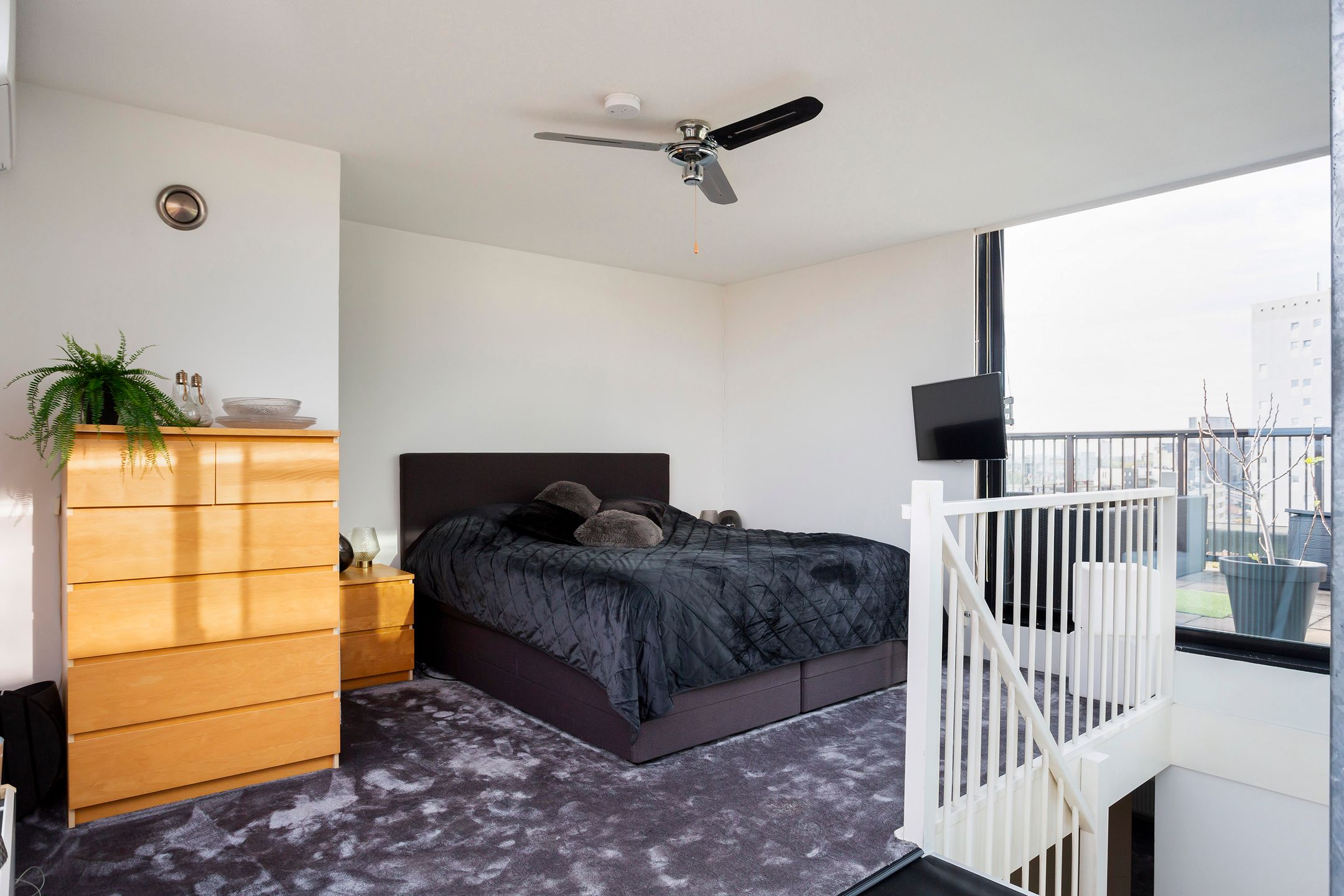 Foto 15 van Laan op Zuid 586