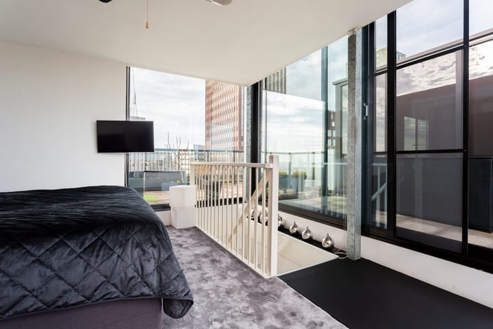 Photo 17 of Laan op Zuid 586