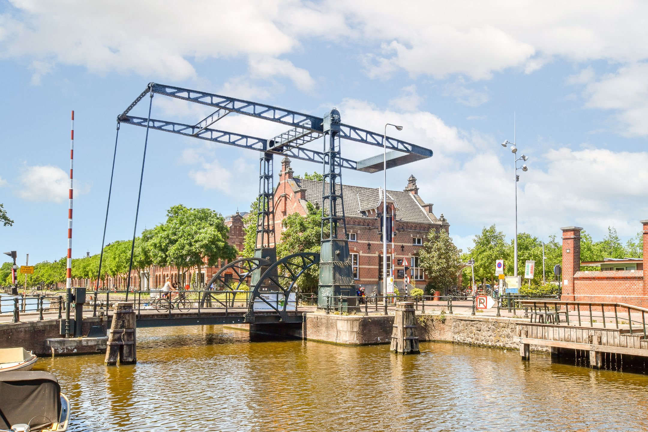 Photo 30 of Van Oldenbarneveldtstraat 50-V