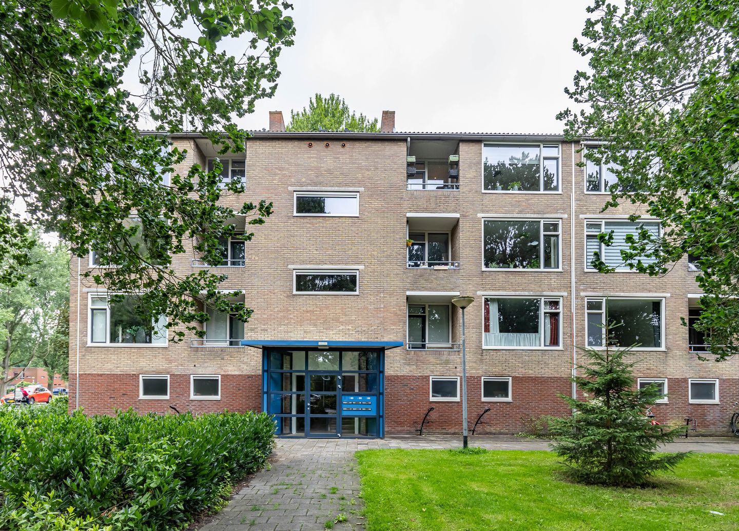 Foto 1 van Dierenriemstraat 221