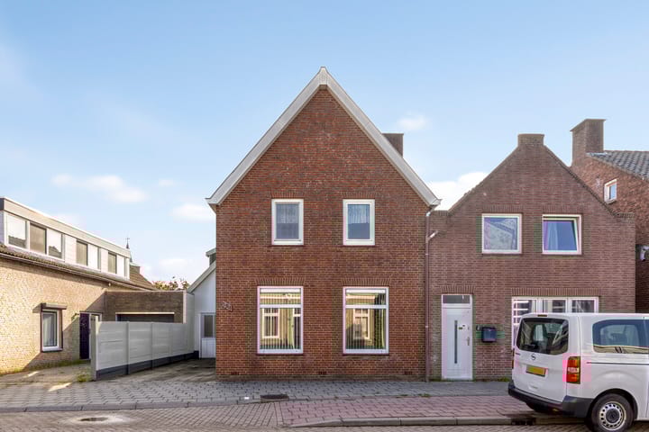 Foto 35 van Roosendaalseweg 124