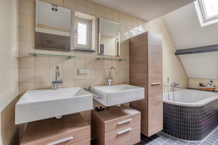 Foto 18 van Irenestraat 4