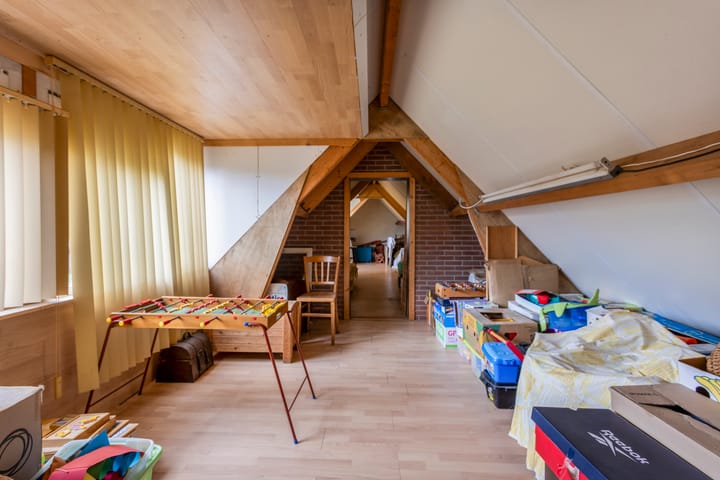 Foto 30 van Irenestraat 4