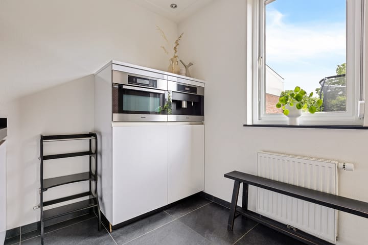 Photo 18 of Carolinenstraat 25