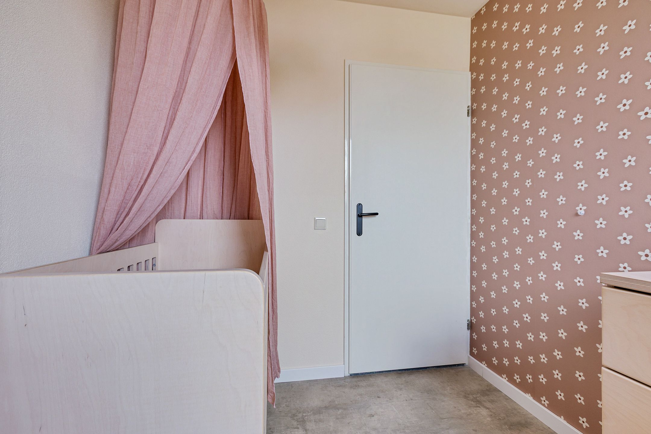 Photo 24 of Carolinenstraat 25