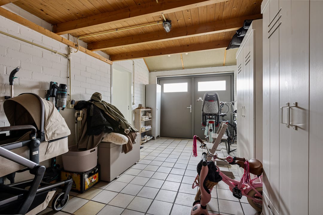 Photo 41 of Carolinenstraat 25