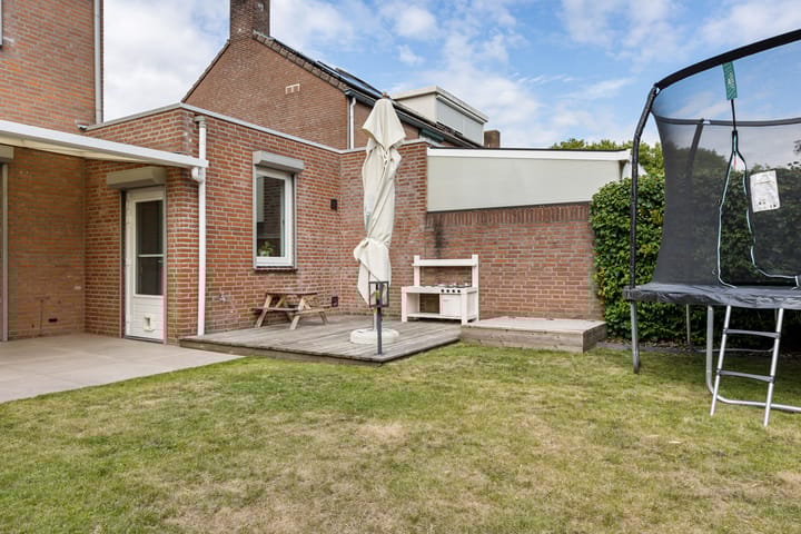 Photo 44 of Carolinenstraat 25