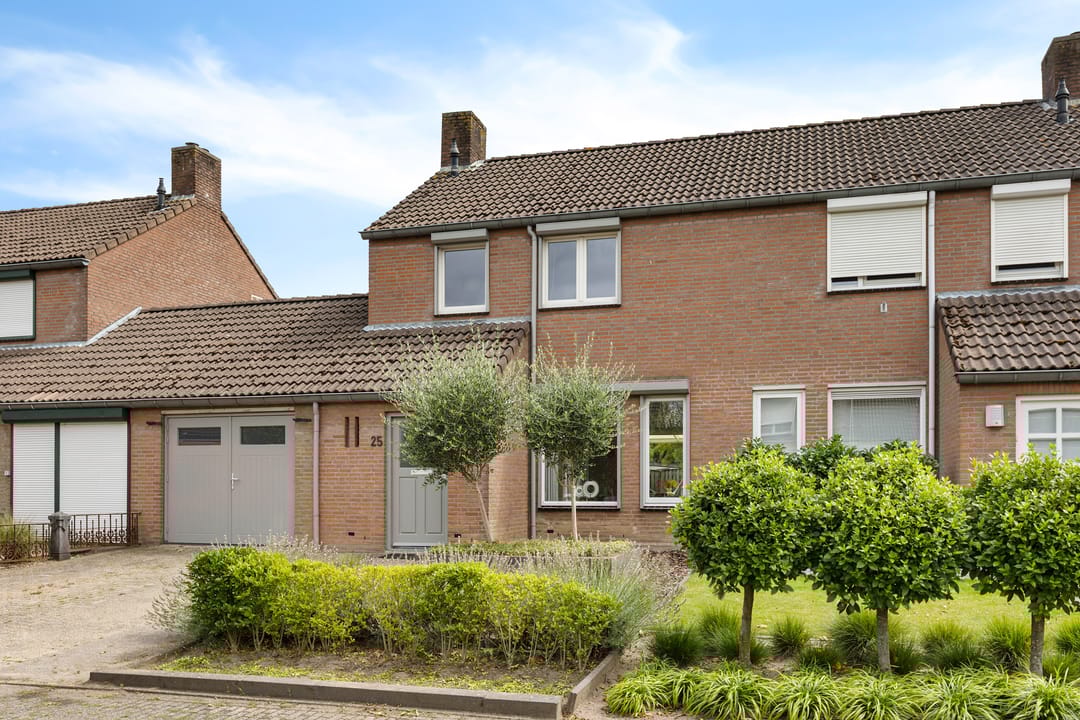 Photo 52 of Carolinenstraat 25