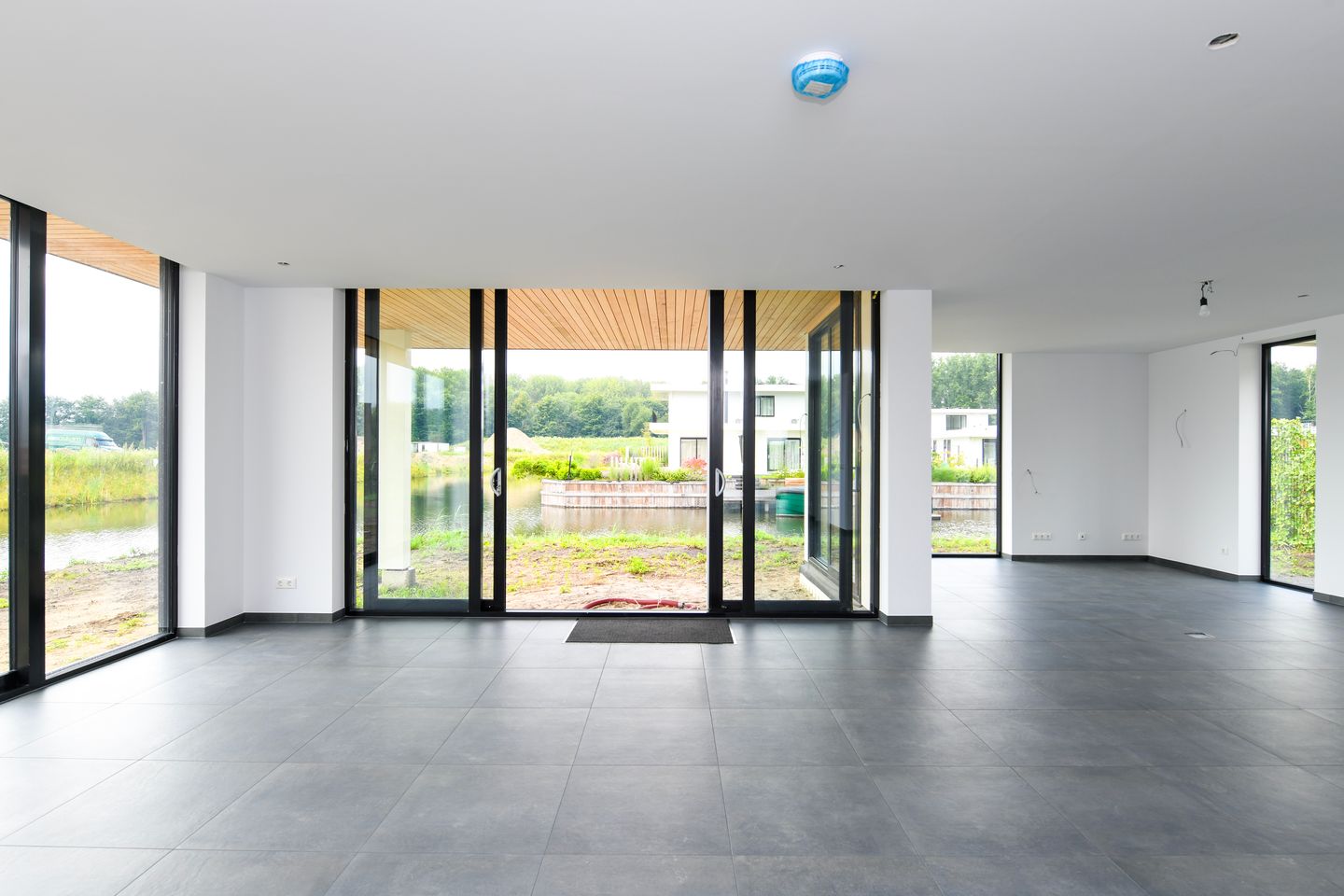 Foto 5 van Pluvierenweg 9-361