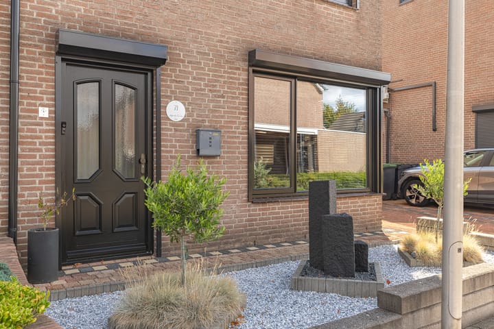 Photo 7 of Elzenrijs 71