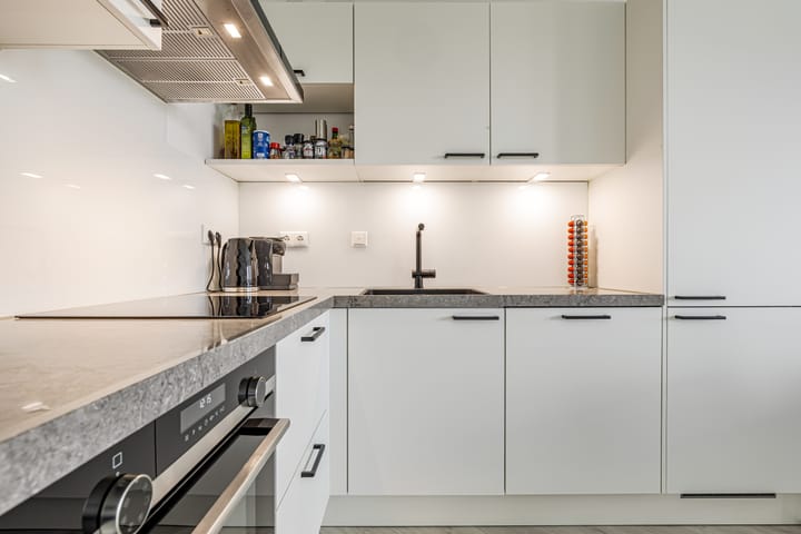 Foto 13 van Louis Armstrongweg 60-C