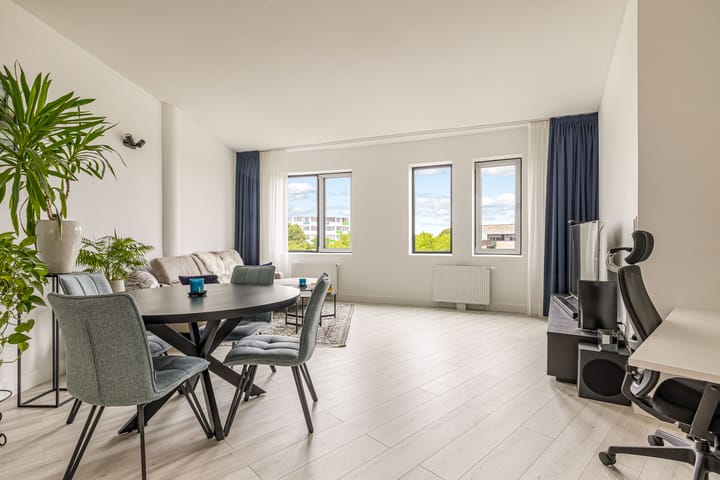 Foto 17 van Louis Armstrongweg 60-C