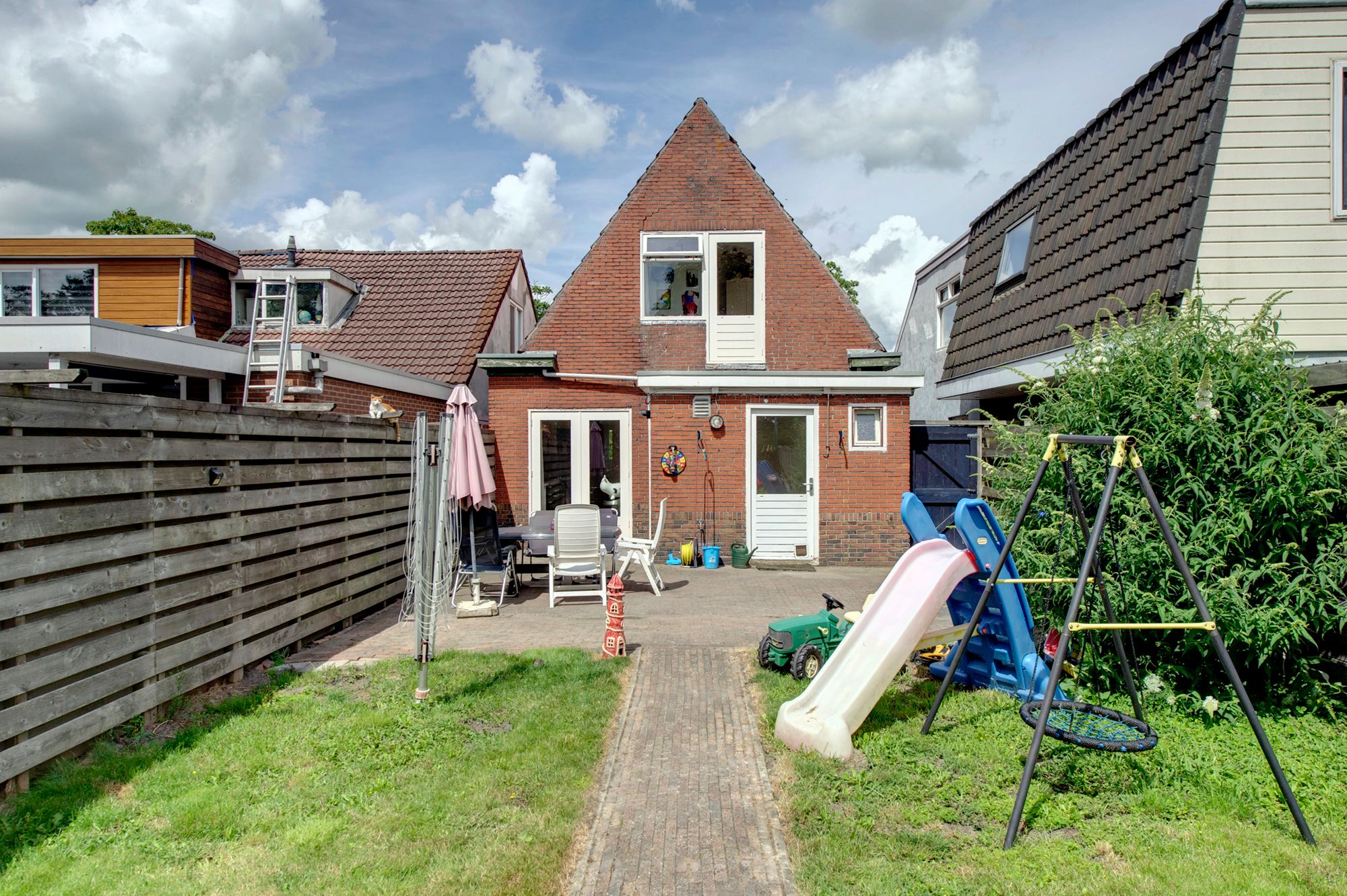 Foto 12 van Middenstraat 100