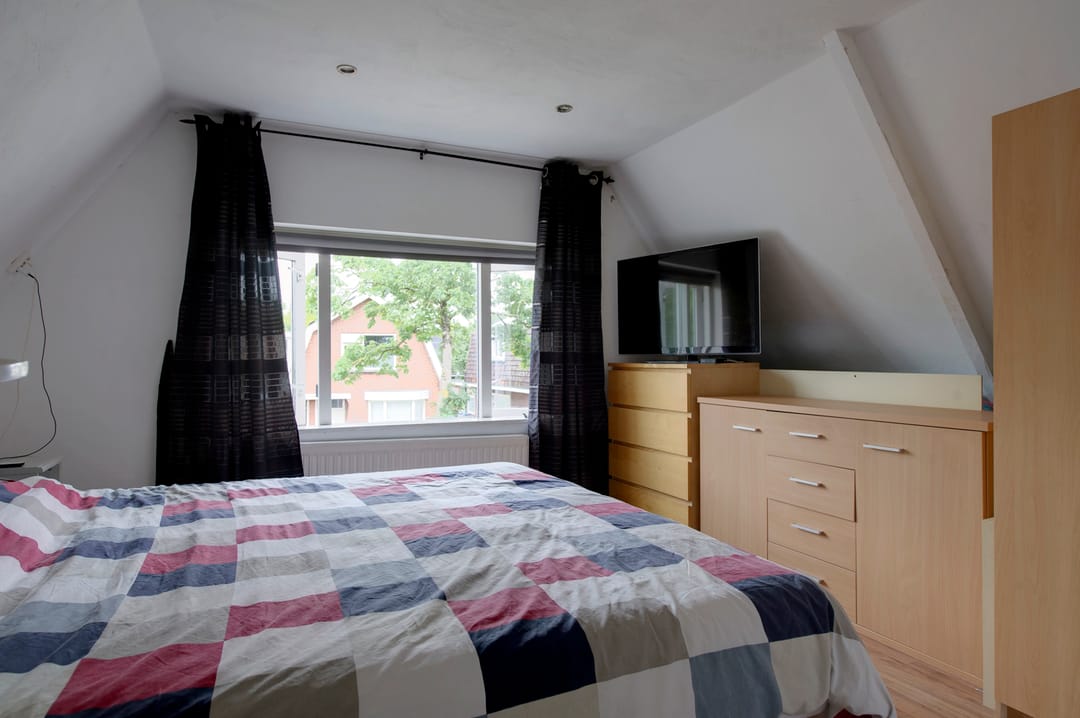 Foto 23 van Middenstraat 100