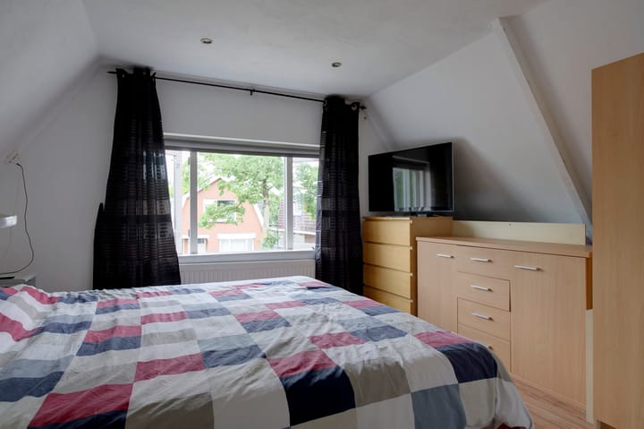 Foto 23 van Middenstraat 100