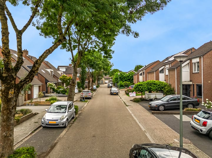 Photo 37 of Op de Aks 7