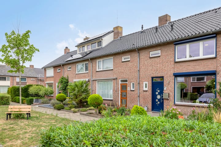 Photo 4 of Marterlaan 34