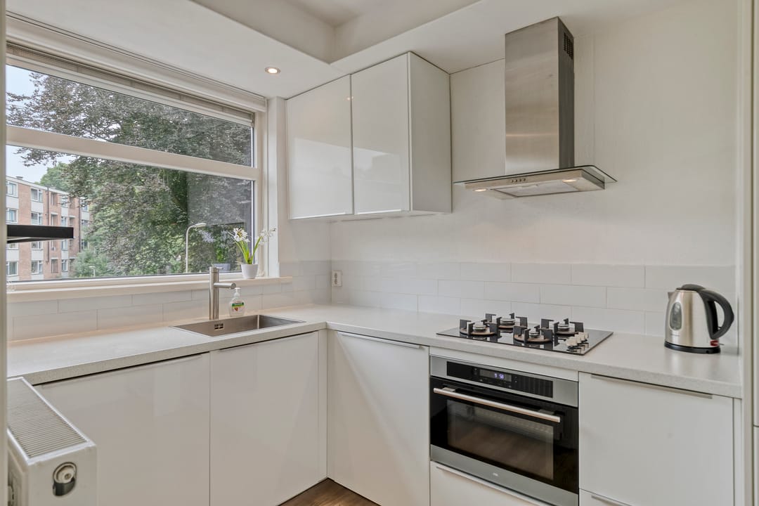 Photo 7 of Karel de Grotelaan 321