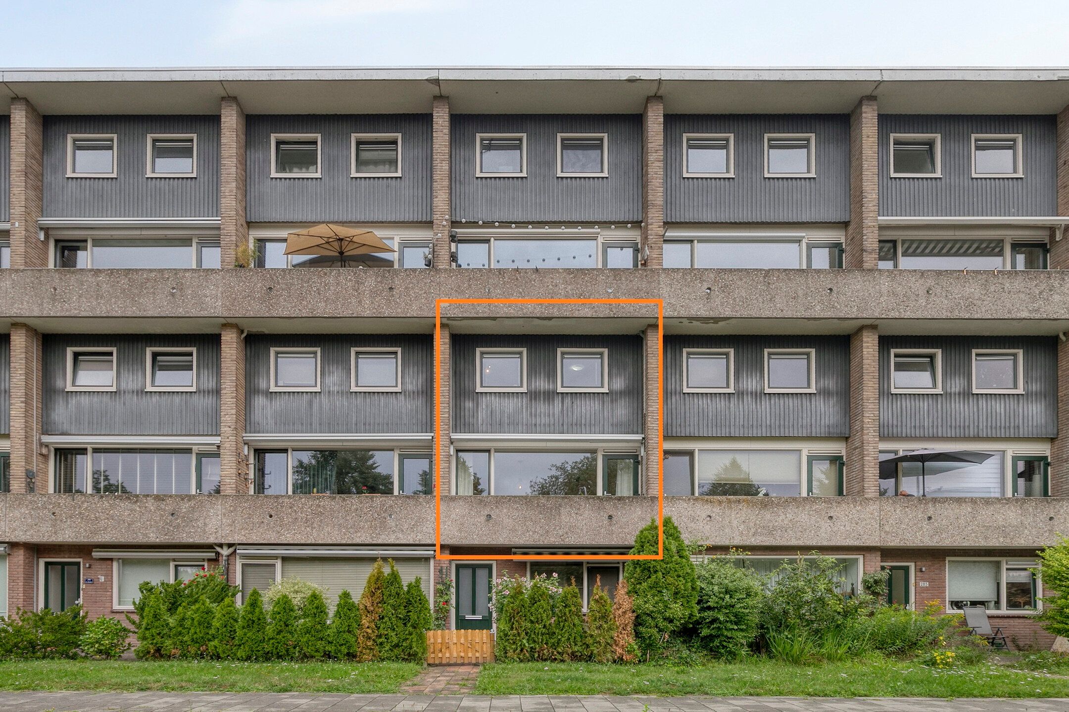 Photo 21 of Karel de Grotelaan 321