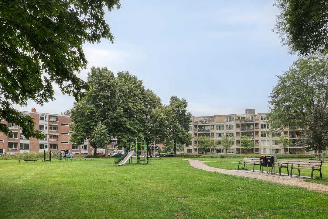 Photo 23 of Karel de Grotelaan 321