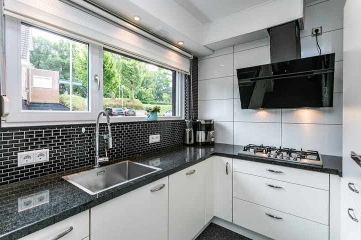 Foto 16 van Marijkestraat 4